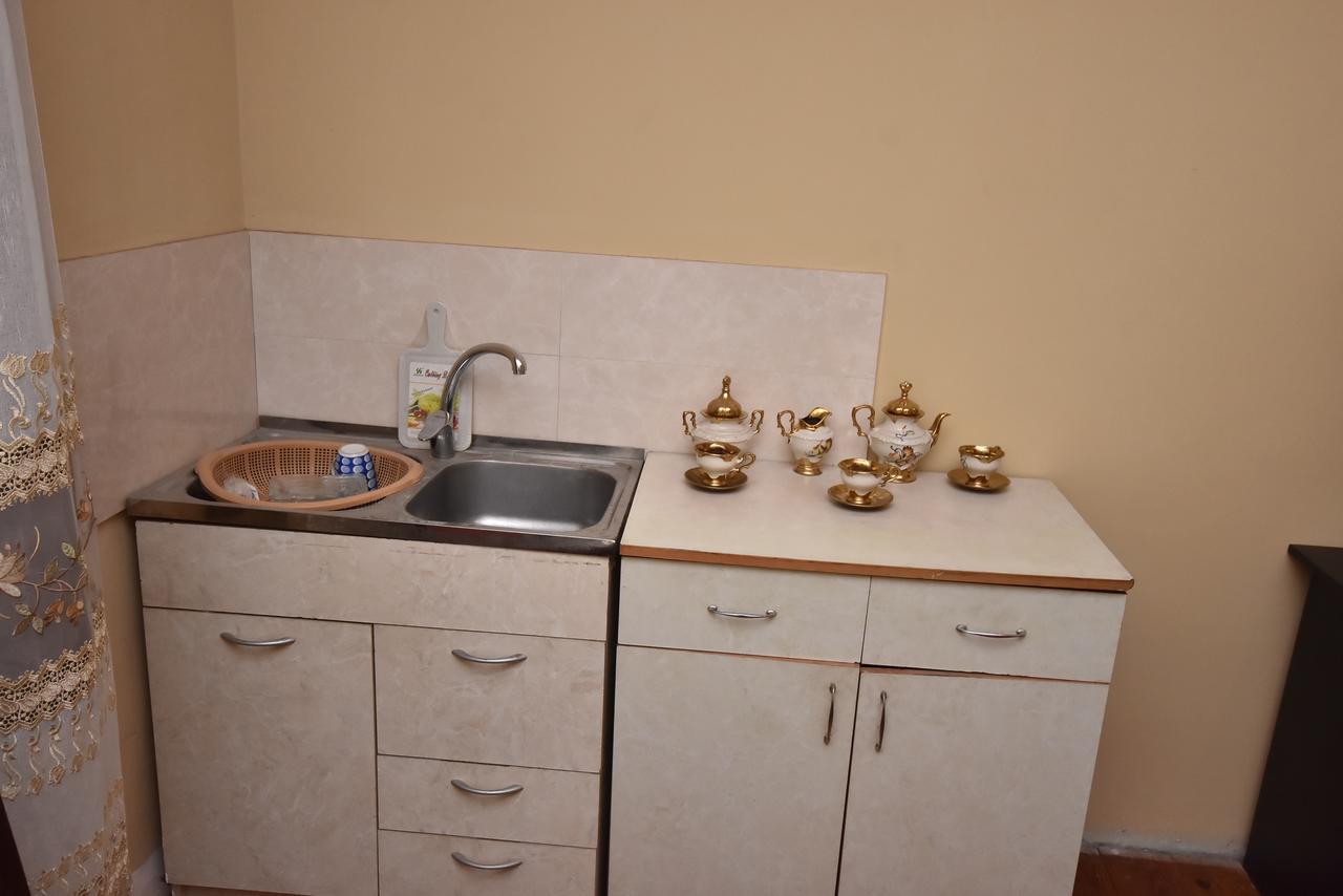 Shorena'S House Zugdidi Ngoại thất bức ảnh